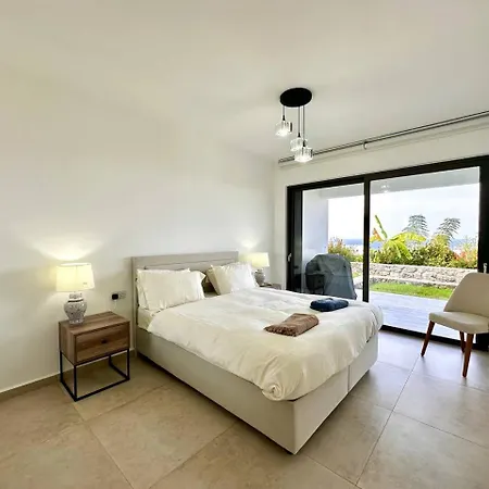 Apartment Retreat, Block A1, Unit 2