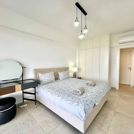 Retreat, Block A1, Unit 2